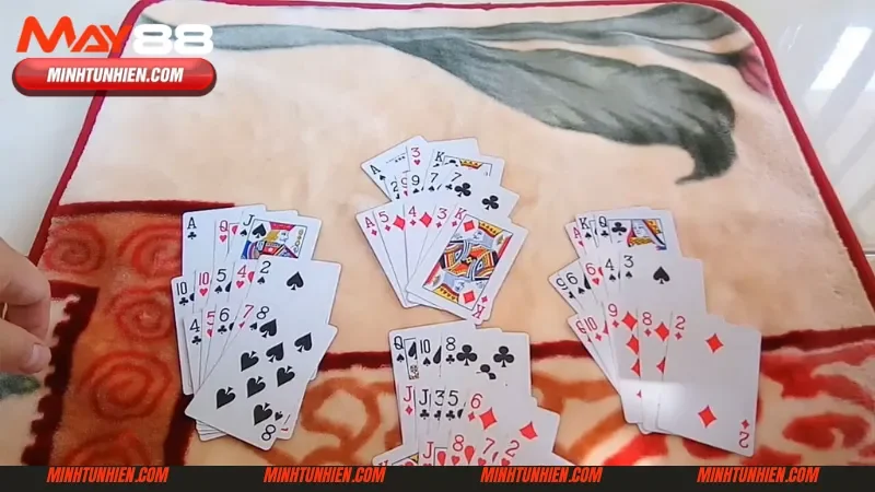 Các bộ bài mạnh trong game bài mậu binh đổi thưởng